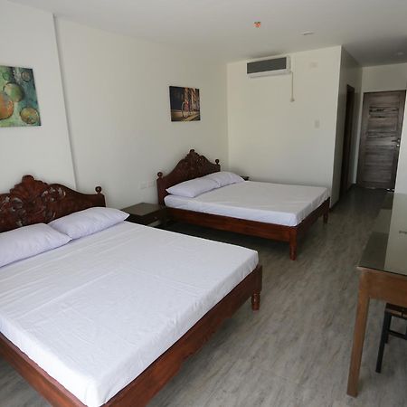 Northwood Hotel Аламинос Екстериор снимка